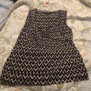 White House black market top